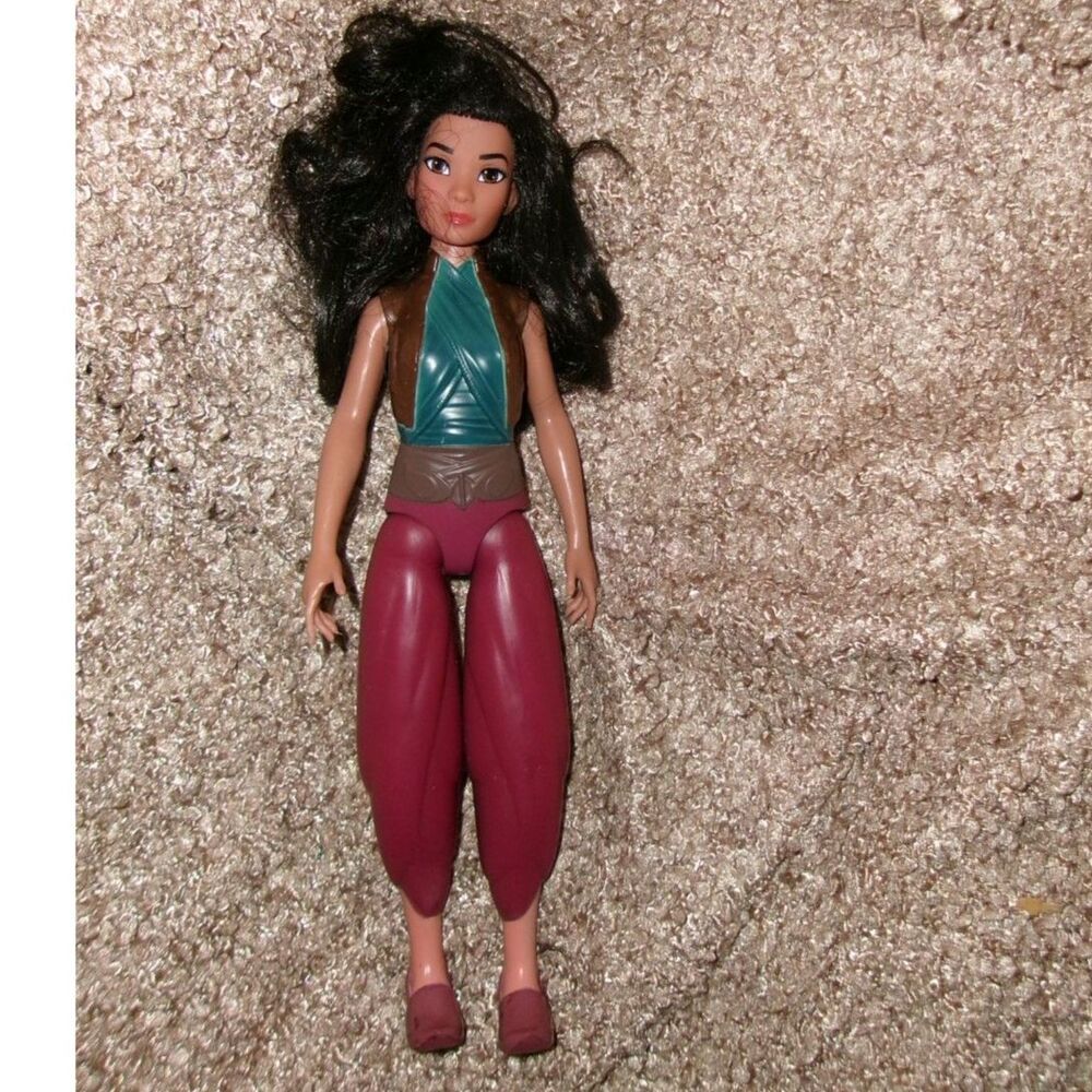Disney Raya and The Last Dragon Color Splash  Water Toy